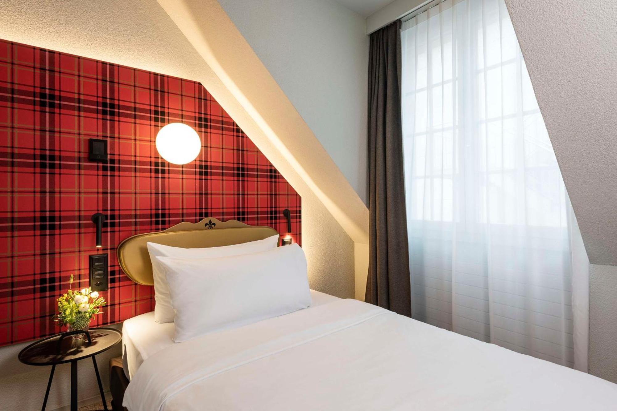Standard Single Room